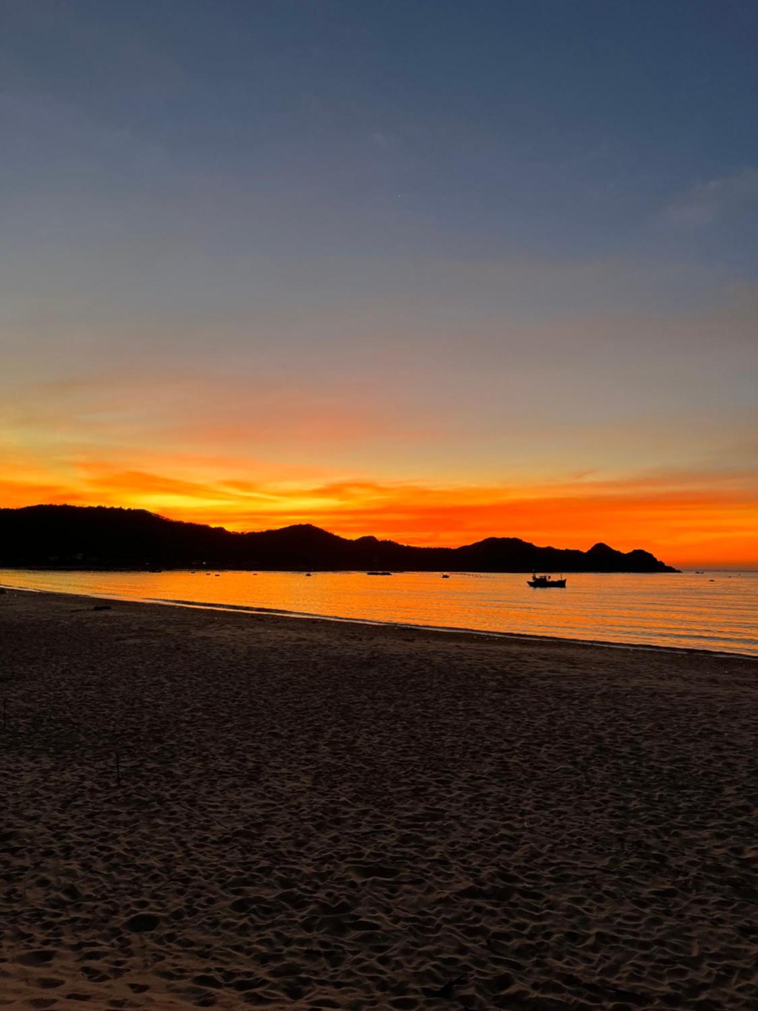Vinh Hoa Robinson Beach Bungalow מראה חיצוני תמונה