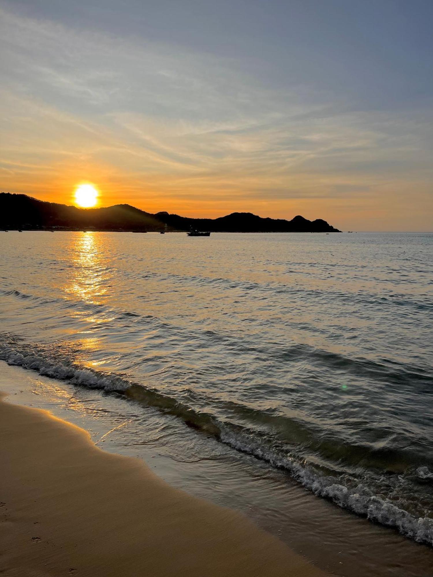 Vinh Hoa Robinson Beach Bungalow מראה חיצוני תמונה