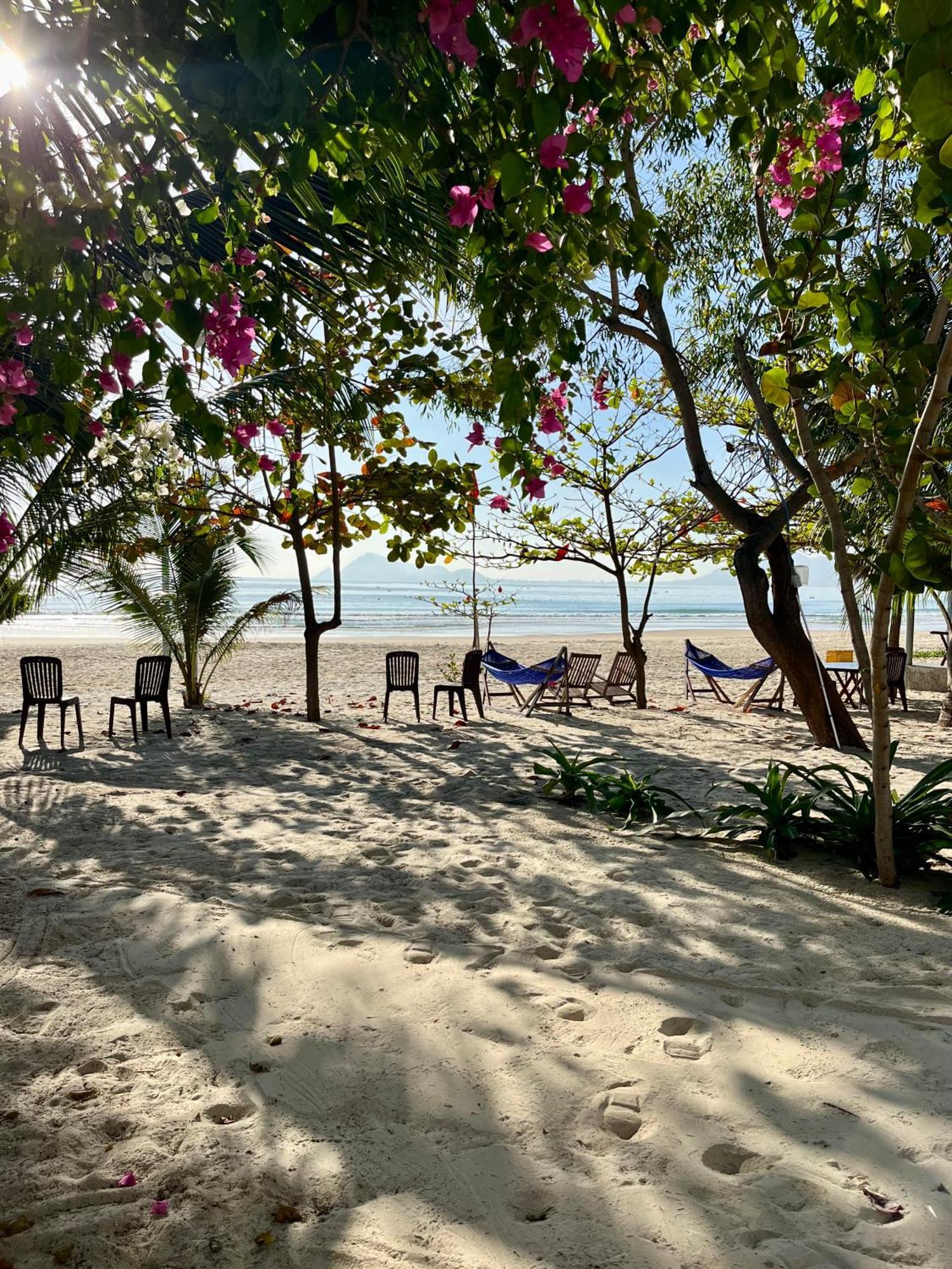 Vinh Hoa Robinson Beach Bungalow מראה חיצוני תמונה