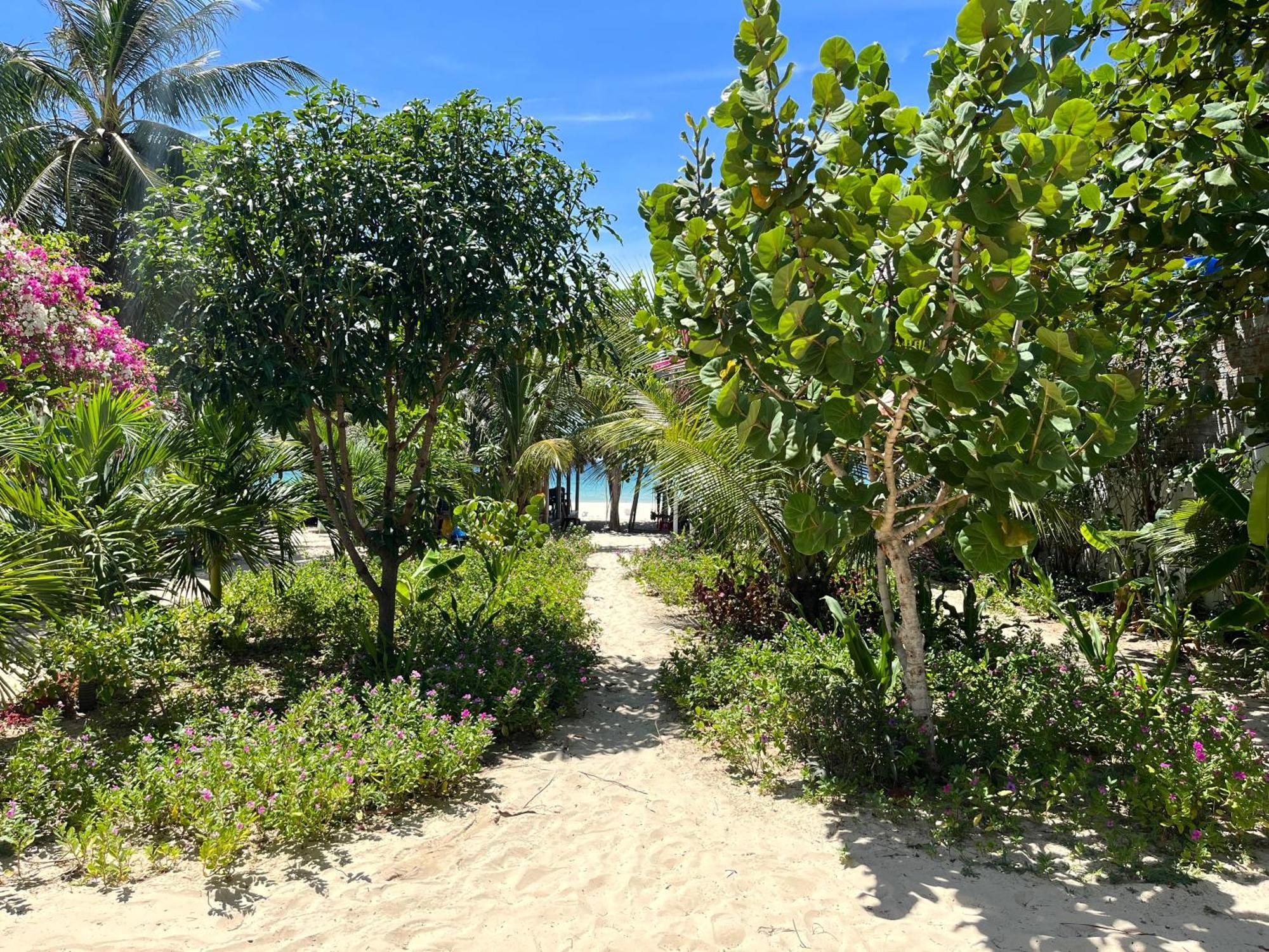 Vinh Hoa Robinson Beach Bungalow מראה חיצוני תמונה